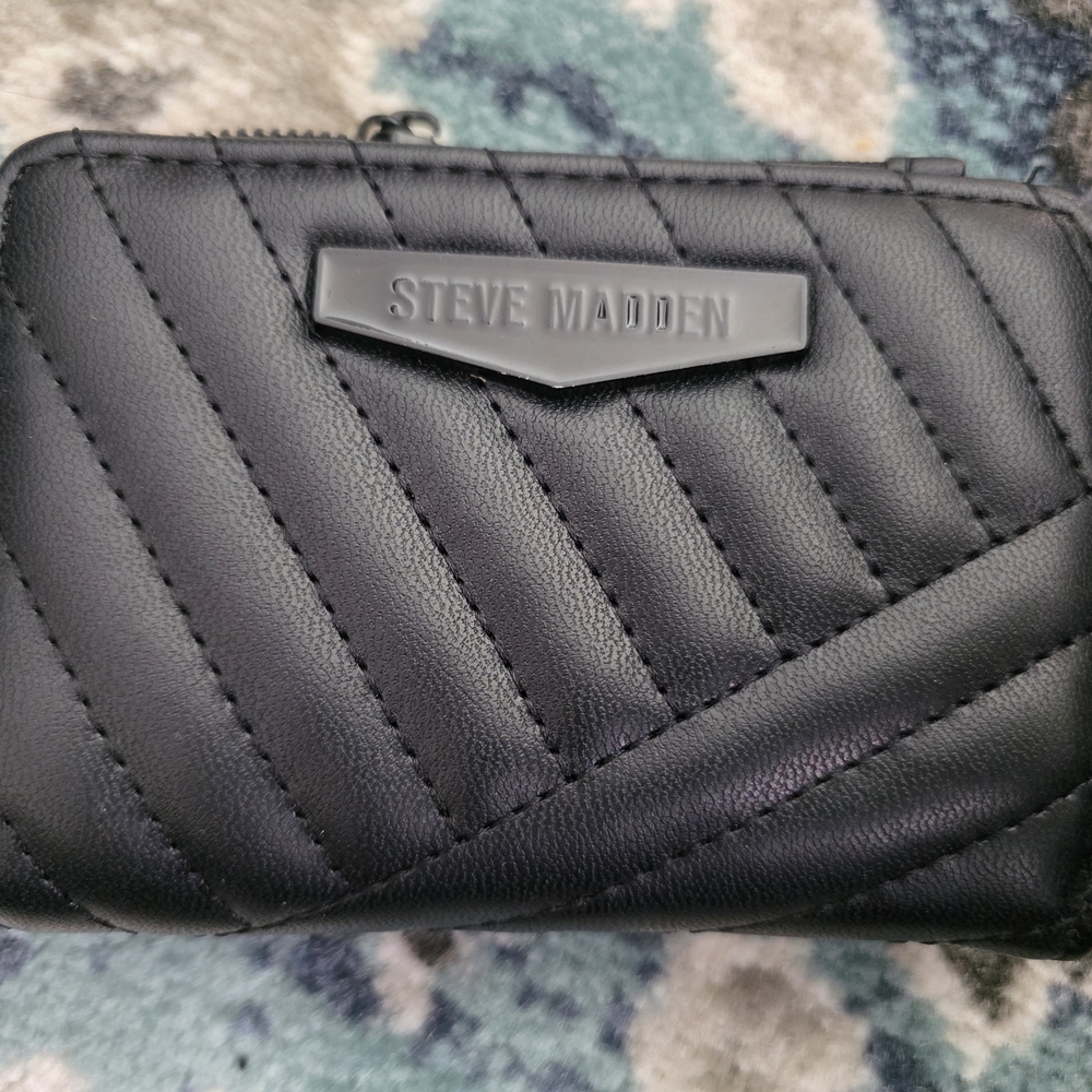 Steve Madden Black Quilted Wallet